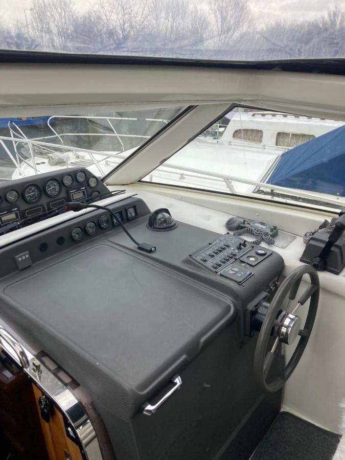 Hotel Luxury Boat Chertsey Exterior foto
