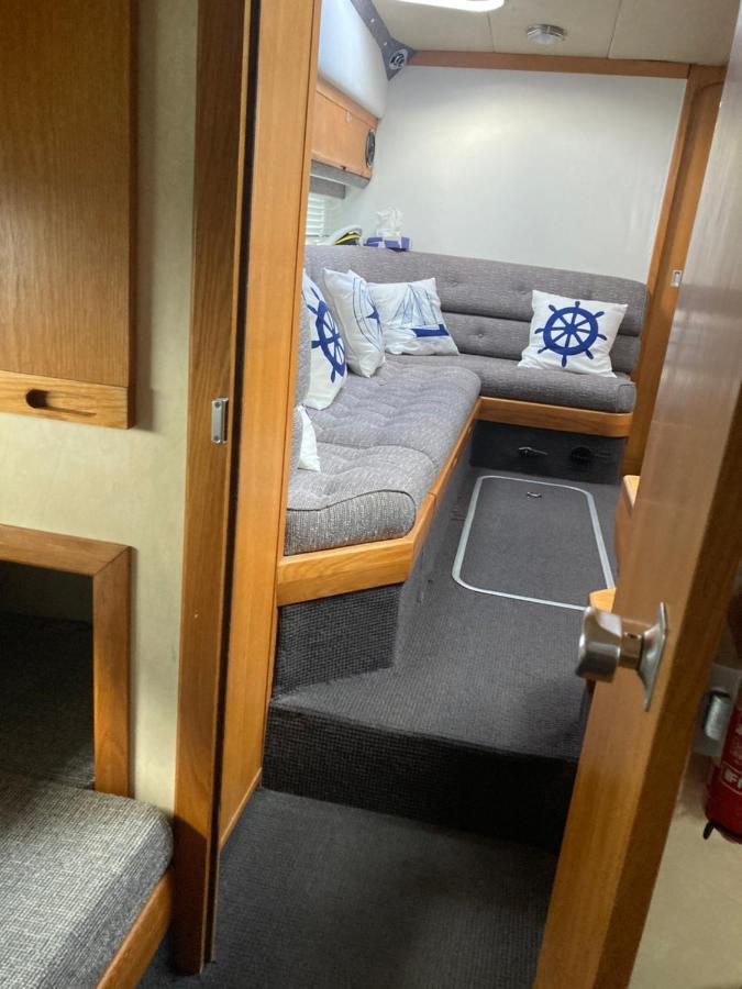 Hotel Luxury Boat Chertsey Exterior foto