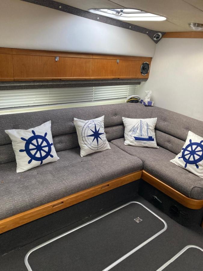 Hotel Luxury Boat Chertsey Exterior foto